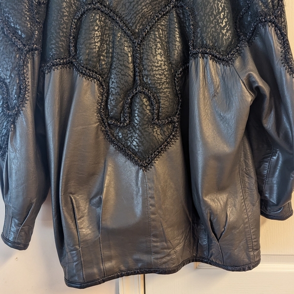 Norma Canada Black Leather Jacket - Picture 3 of 5